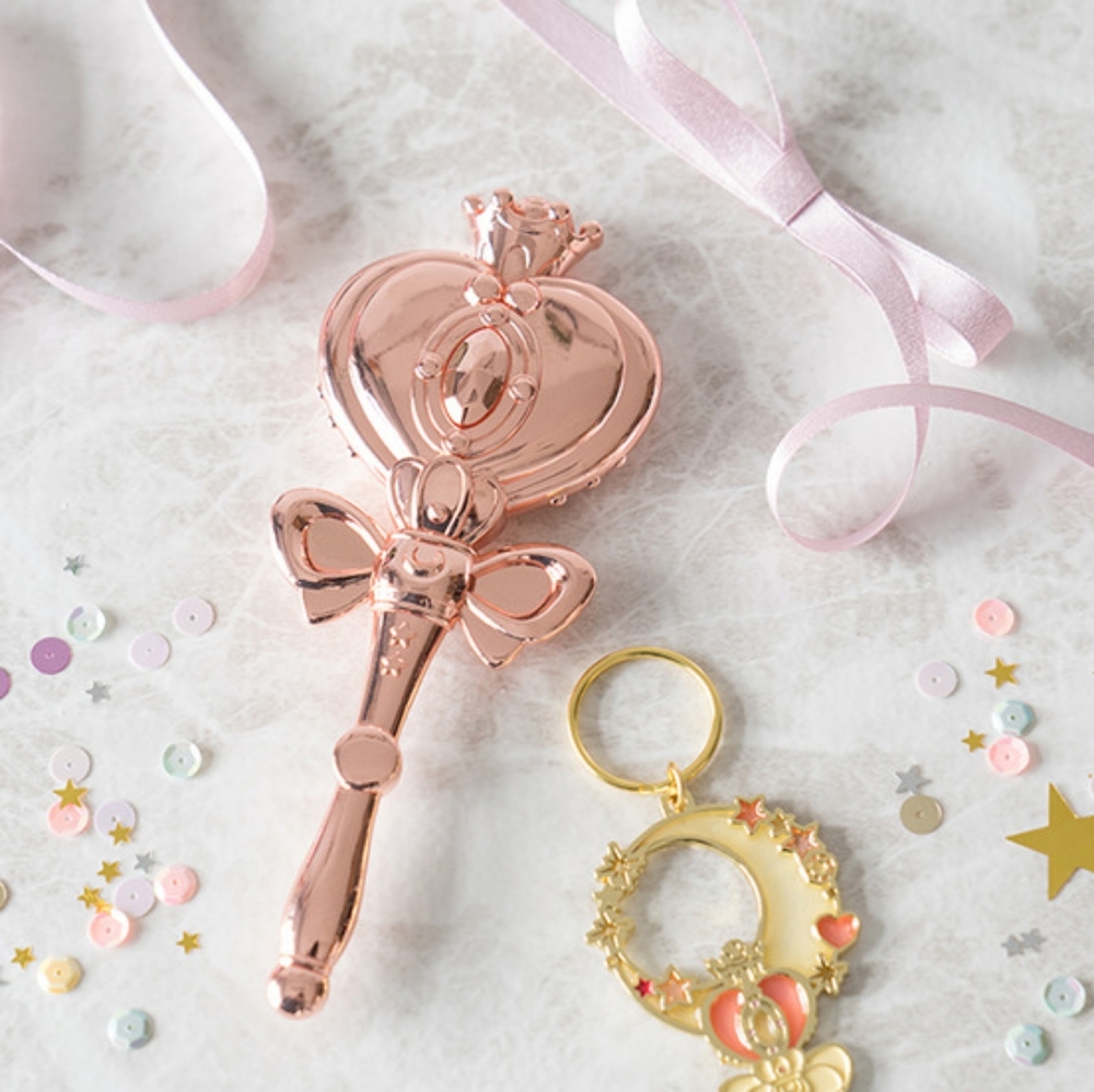Sailor Moon handheld mirror wand